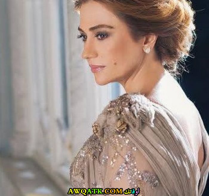 أجمل صورة للفنانة جوليا بطرس