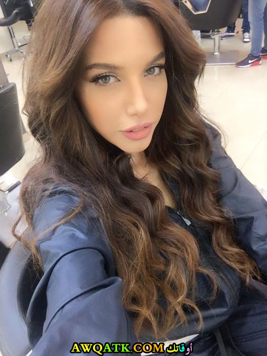 الممثلة دانا حلبي