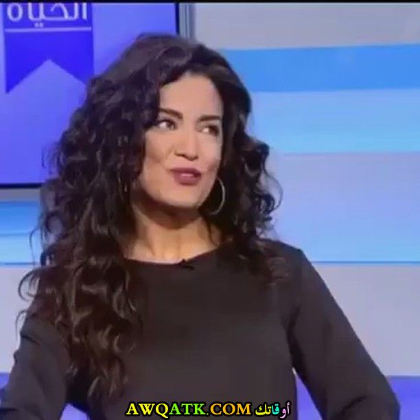 صورة الفنانة دانية الخطيب