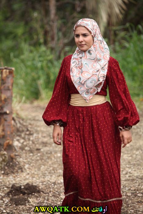 الفنانة روضة قاسم