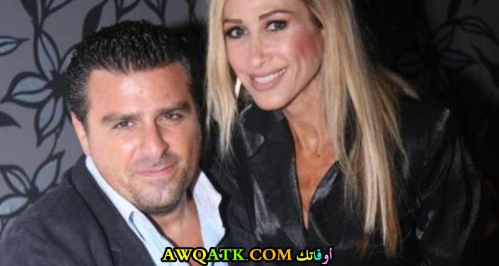 أحلى صورة للفنانة كارول صقر مع زوجها