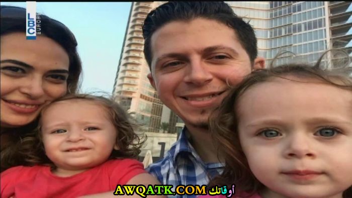 صورة عائلية للفنانة لمى مرعشلي مع أولادها