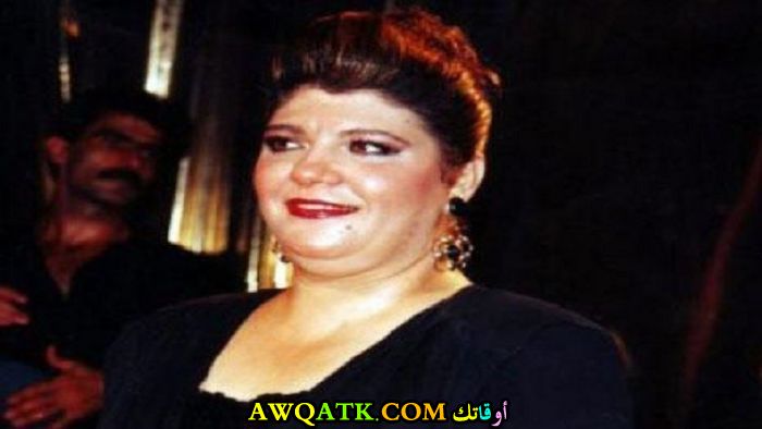 صورة الفنانة منى مرعشلي