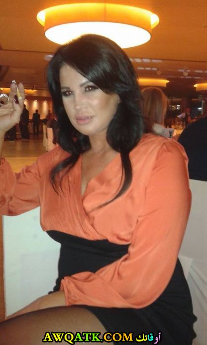 الفنانة مي صايغ