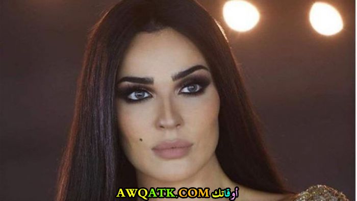 نادين نسيب نجيم