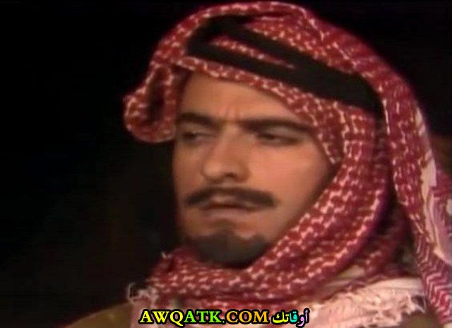 صورة قديمة للفنان نبيل المشيني