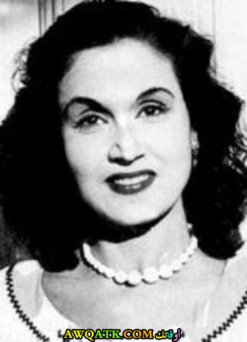صورة الفنانة نور الهدى