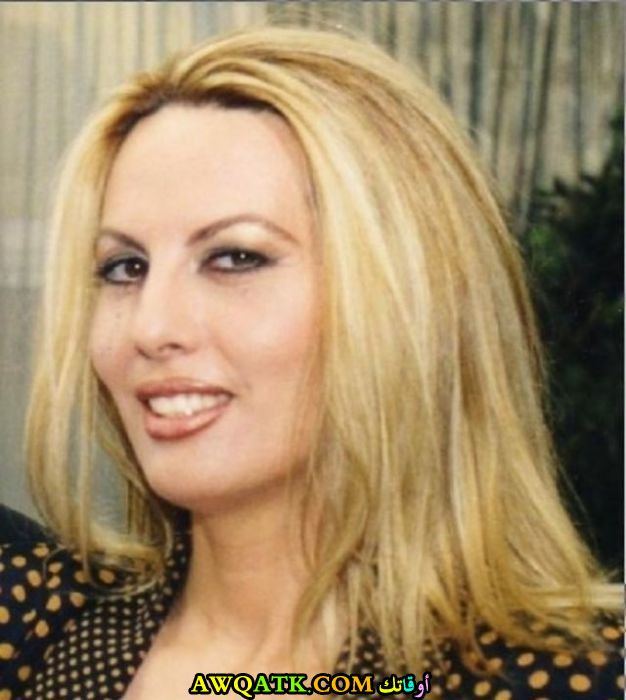 الممثلة هلا عون