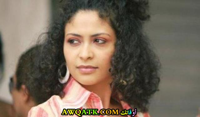 الفنانة ياسمين المصري