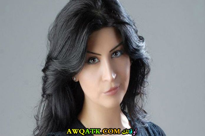 صورة الفنانة أماني الحكيم