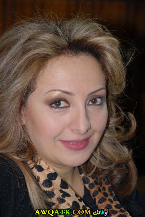 صورة الفنانة أمية ملص