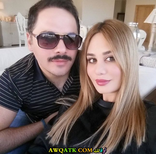 صورة عائلية للفنان رامي عياش مع زوجته
