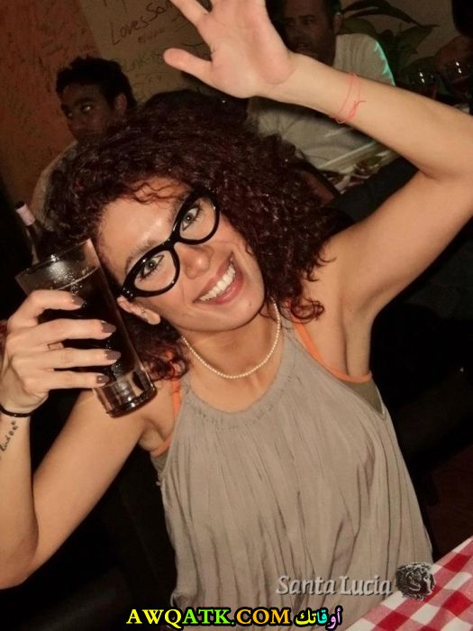 صورة الفنانة سينتيا كرم