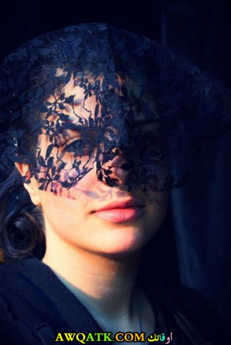 الفنانة عبير حريري