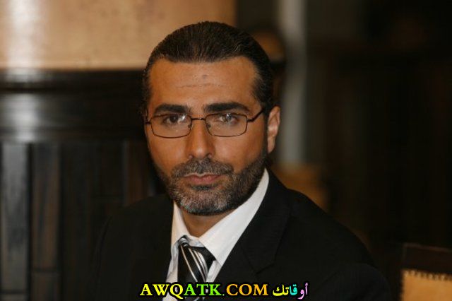 صورة للفنان عمار شلق 