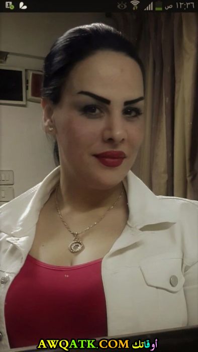 صورة الفنانة فاتن عيدو