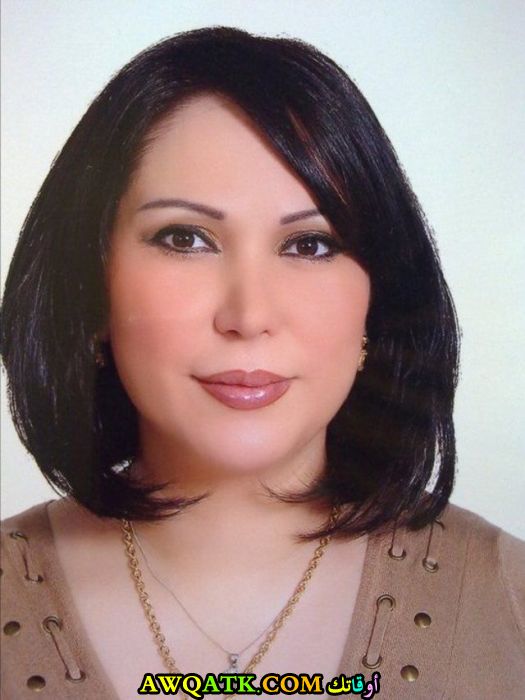 الممثلة مانيا نبواني