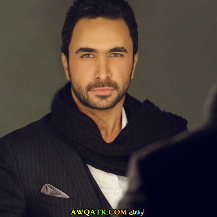 صورة رائعة للفنان نادر الأتات