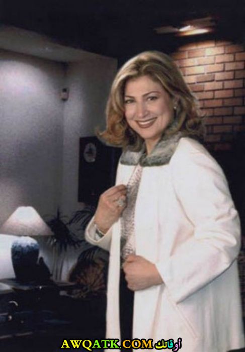 أحدث صورة للفنانة ناهد حلبي