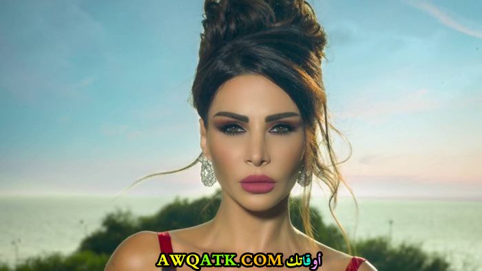 أحدث صورة للفنانة نيللي مقدسي
