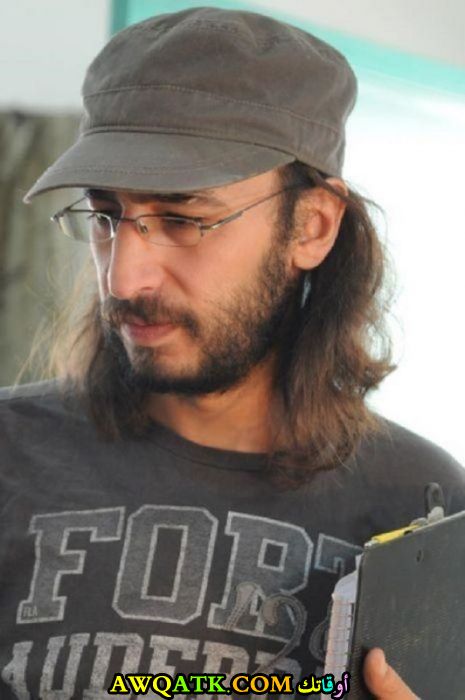 صورة رائعة للفنان باسم عيسى