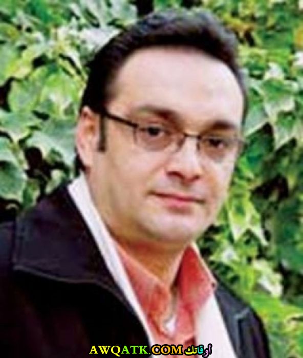 صورة قديمة للفنان جلال شموط