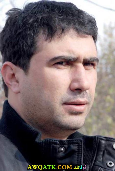 صورة قديمة للفنان خالد القيش