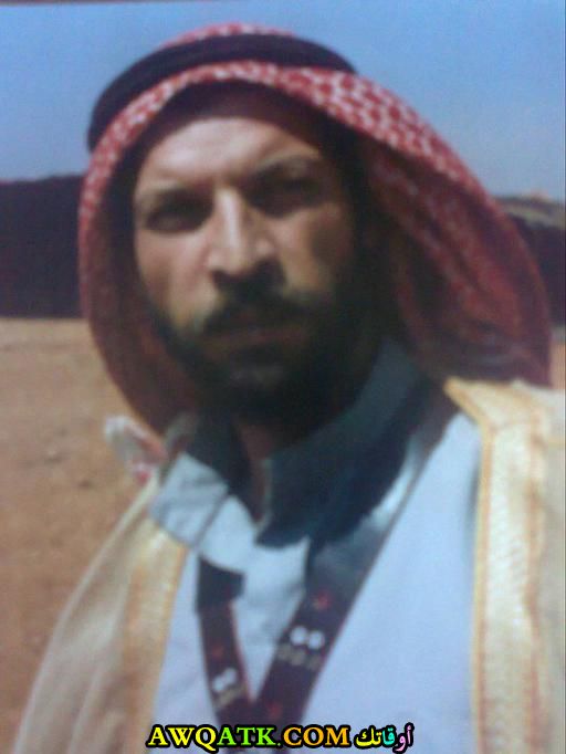 صورة قديمة للفنان رامز عطا الله