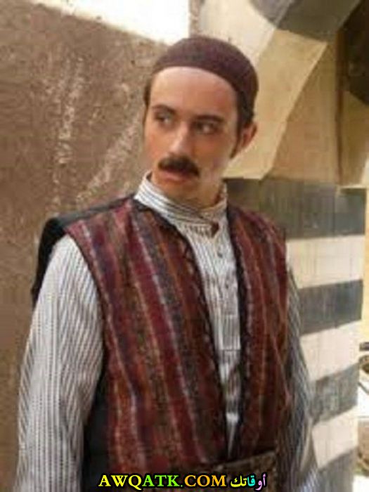 صورة جميلة للفنان طارق عيسى