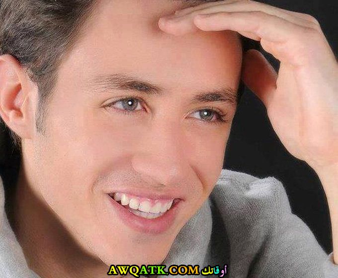 الممثل طارق عيسى