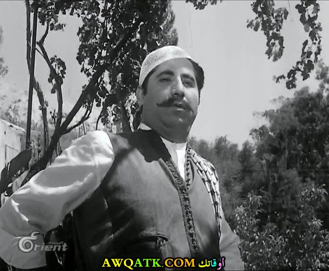 صورة قديمة للفنان عدنان بركات