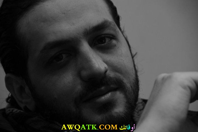 الفنان علي سكر