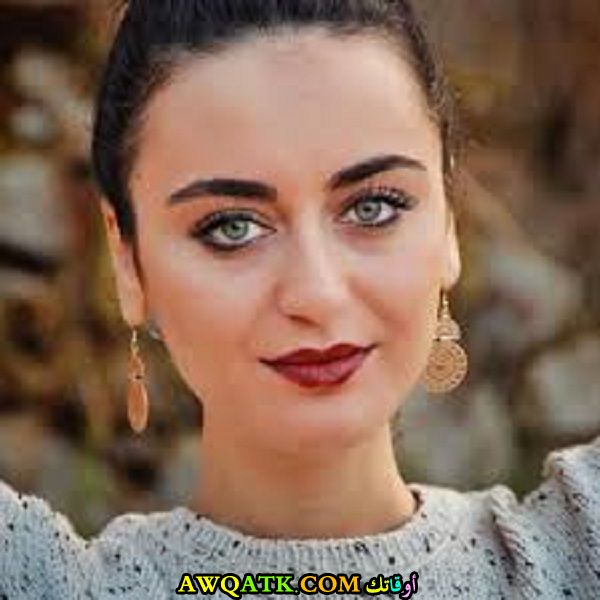 صورة الفنانة فايا يونان