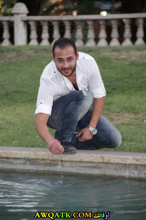 صورة جميلة للفنان محمد رافع