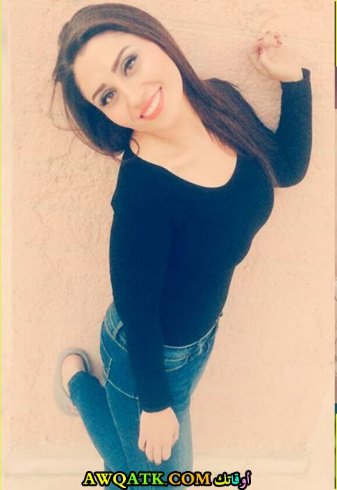 الفنانة نور عرقسوسي