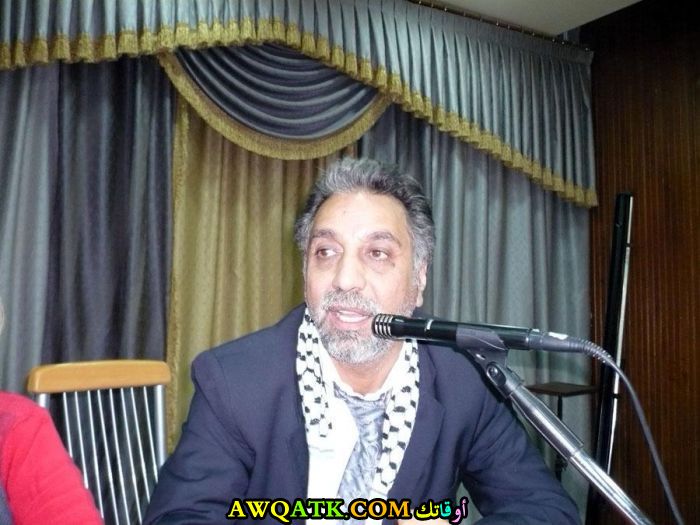 صورة جميلة للفنان هشام كفارنة