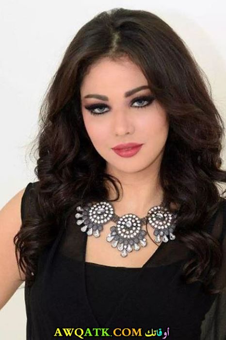 الفنانة إبتسام تسكت