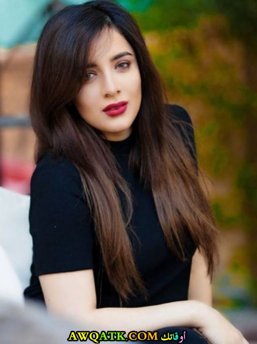 الفنانة إيمان الحسيني