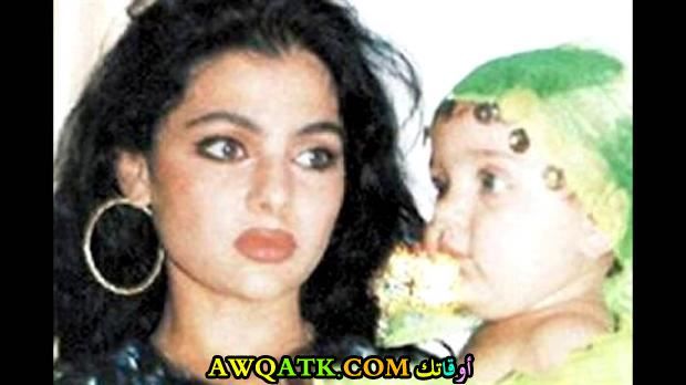زينب نصر فياض وهي صغيرة