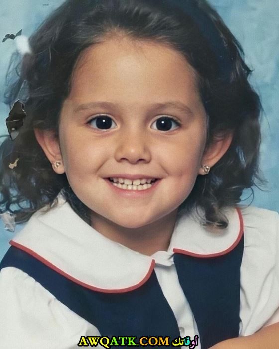 أريانا غراندي وهي صغيرة