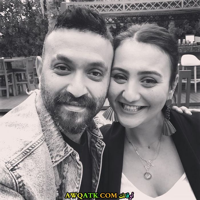 كريم محسن وزوجته