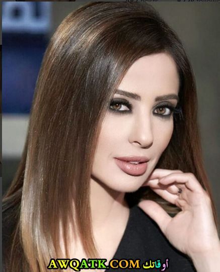 وفاء الكيلاني المذيعة المصرية
