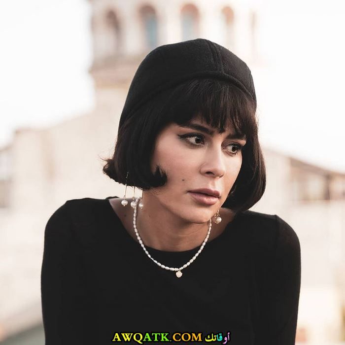 أسينا توغال الممثلة التركية
