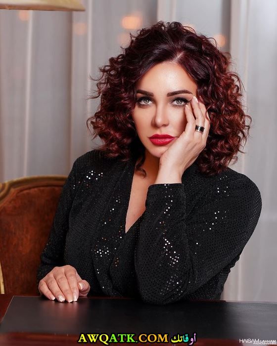 الفنانة سلاف فواخرجي