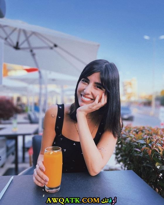 الممثلة زينة مكي