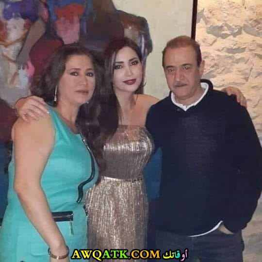 بسام كوسا وزوجته مع نسرين طافش