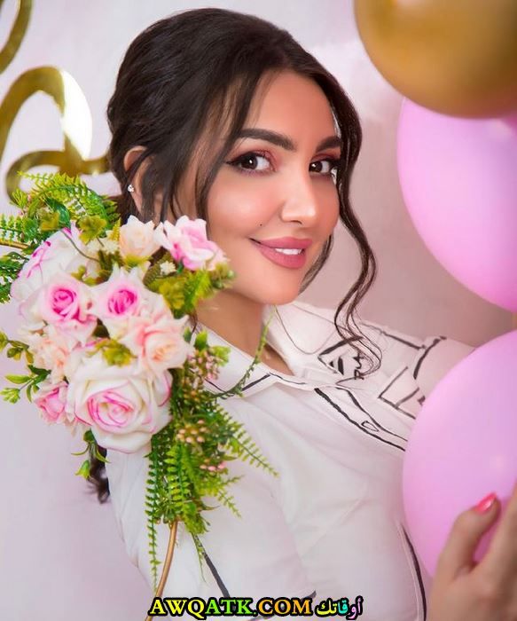 هبة الحسين الفنانة