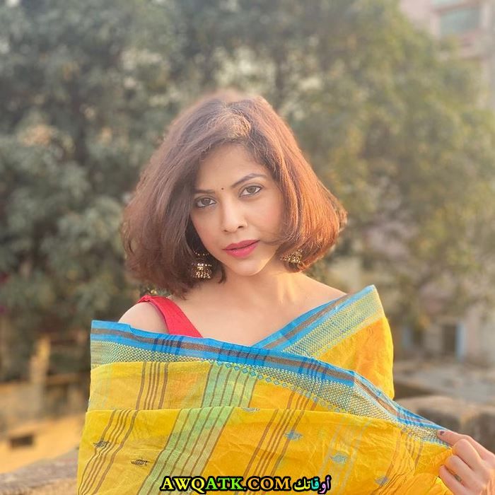 الفنانة ديبالي بانساري