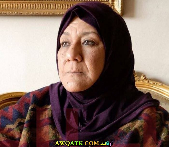 الكاتبة صافيناز كاظم