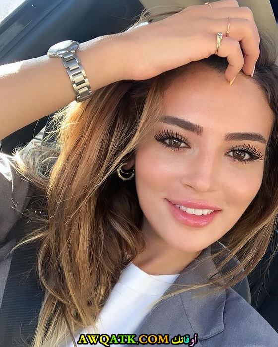 الممثلة التركية زهرة يلماز